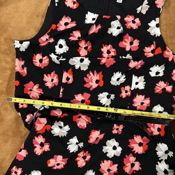 Elle Flower Dress black with red/pink and white/beige flowers Sz XL Fitted belt - Picture 11 of 11